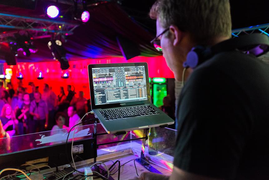 djing in virtual reality